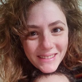 cristal, Babysitter a Avola