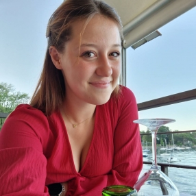 Erica, Babysitter a Vercelli