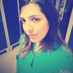 Sara, Babysitter a Macerata