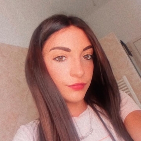 Raffaella, Babysitter a Fabriano