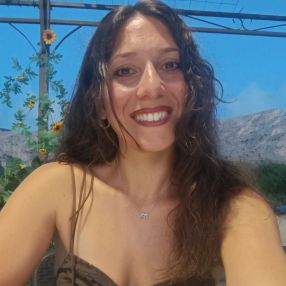 Felicia, Babysitter a Palermo
