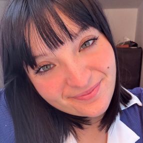 Giulia, Babysitter a Gressan