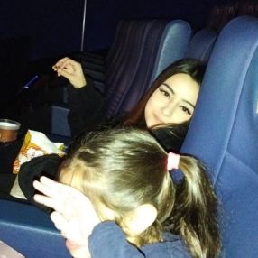 Vanessa, Babysitter in Elmas
