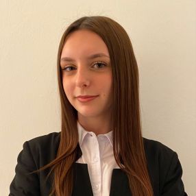 Nicole, Babysitter in Arsago Seprio