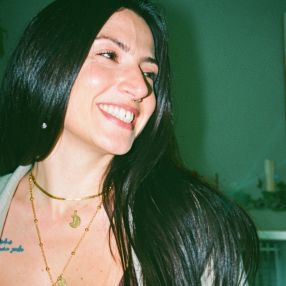 Manuela, Babysitter a Scalea