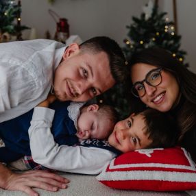 Emily, Famiglia a Montignano-Marzocca