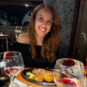Alessia, Babysitter a Genova