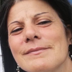 Nina, Babysitter in Rosta