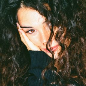 Eliana, Babysitter a Terlizzi