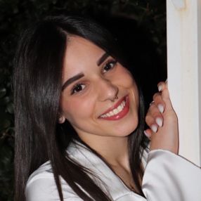 Karol, Babysitter a Terrasini