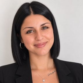 Federica, Babysitter a Arsago Seprio