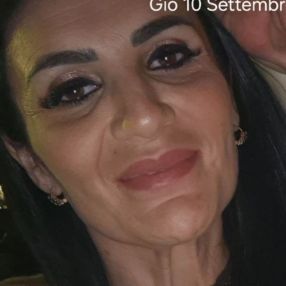 Paola, Babysitter a Lamezia Terme