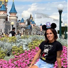 Sabrina , Babysitter a Sinnai