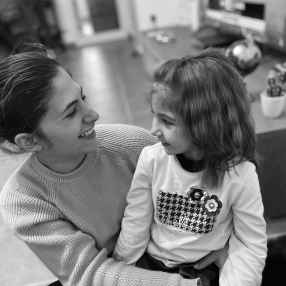 Sara, Babysitter in Iglesias