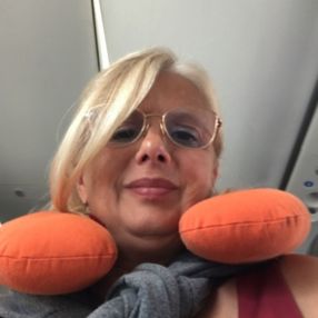 Veronica, Babysitter a Calci