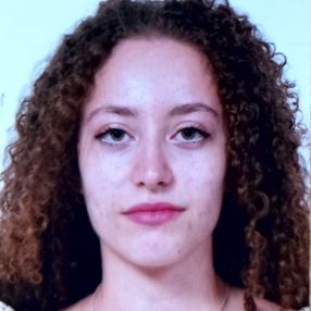 Marianna, Babysitter a Pianello Vallesina