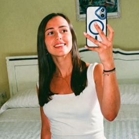 Martina, Babysitter in Mede