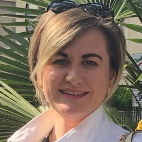 Олександра, Babysitter a Rogliano