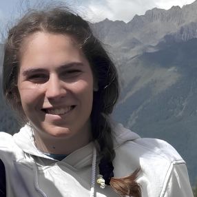 Ester, Babysitter a Provincia di Reggio Emilia
