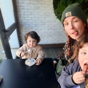 Angela, Family in Spinea