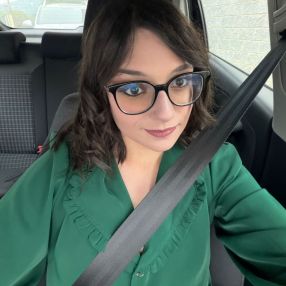 Claudia, Babysitter in Busca