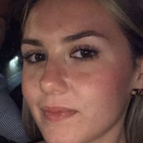 Clarissa, Babysitter a Canicattì