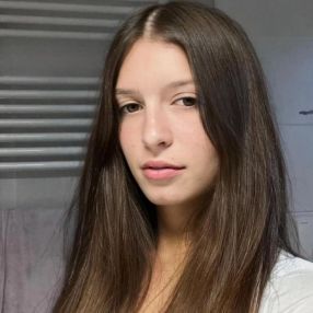Alice, Babysitter a Inzago