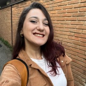 Vincenza, Babysitter a Bologna