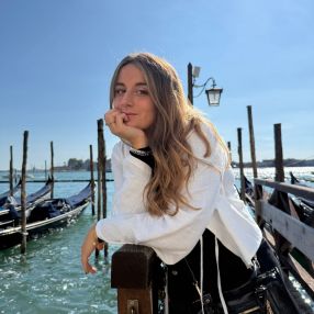 Giulia, Babysitter in Predappio