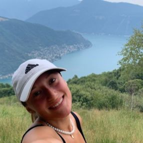 Giada, Babysitter a Provincia di Como