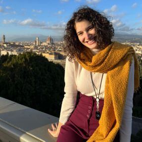 Noemi, Babysitter a Ceparana
