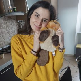 Floriana, Babysitter a Sesto San Giovanni