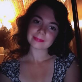 Giada, Babysitter a Paderno Dugnano