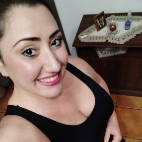 Carmen, Babysitter a San Valentino Torio