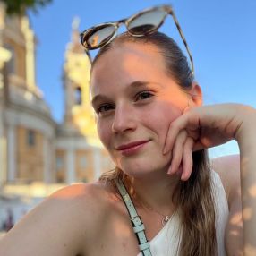 Paola, Babysitter a Settimo Torinese