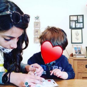 Paola, Babysitter a Acireale