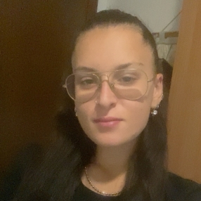Elena, Babysitter a Lurago D'erba