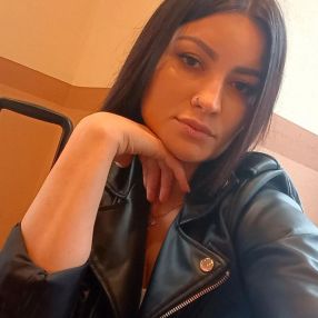 Cosmina, Babysitter in Cuneo
