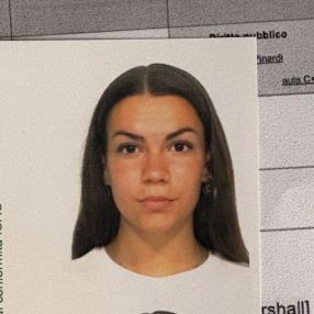 Eleonora, Babysitter a Correggio