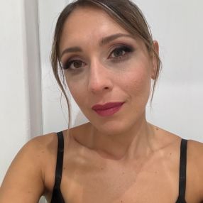 Isabella, Babysitter a Bisceglie