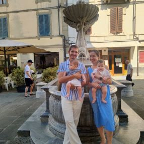 Sabrina, Famiglia a Novate Milanese