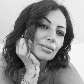 Stefania, Babysitter a Angri