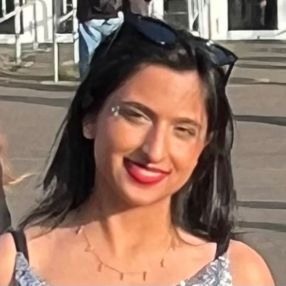 Gurprit, Babysitter in Novi di Modena