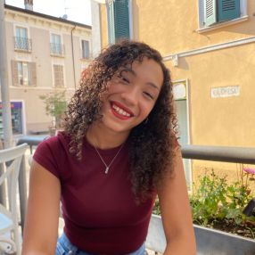 Lorelay, Babysitter a Casalmaggiore