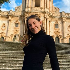 Alice, Babysitter a San Giovanni Lupatoto