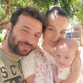 Andrea, Famiglia a Napoli