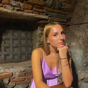Miriam, Babysitter a Provincia di Savona