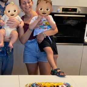 Tania, Famiglia a Potenza Picena