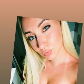 Jessica, Babysitter a Borgofranco d'Ivrea