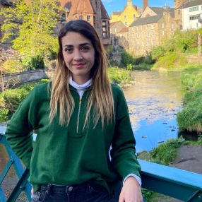 Giulia, Babysitter a Provincia di Pistoia
